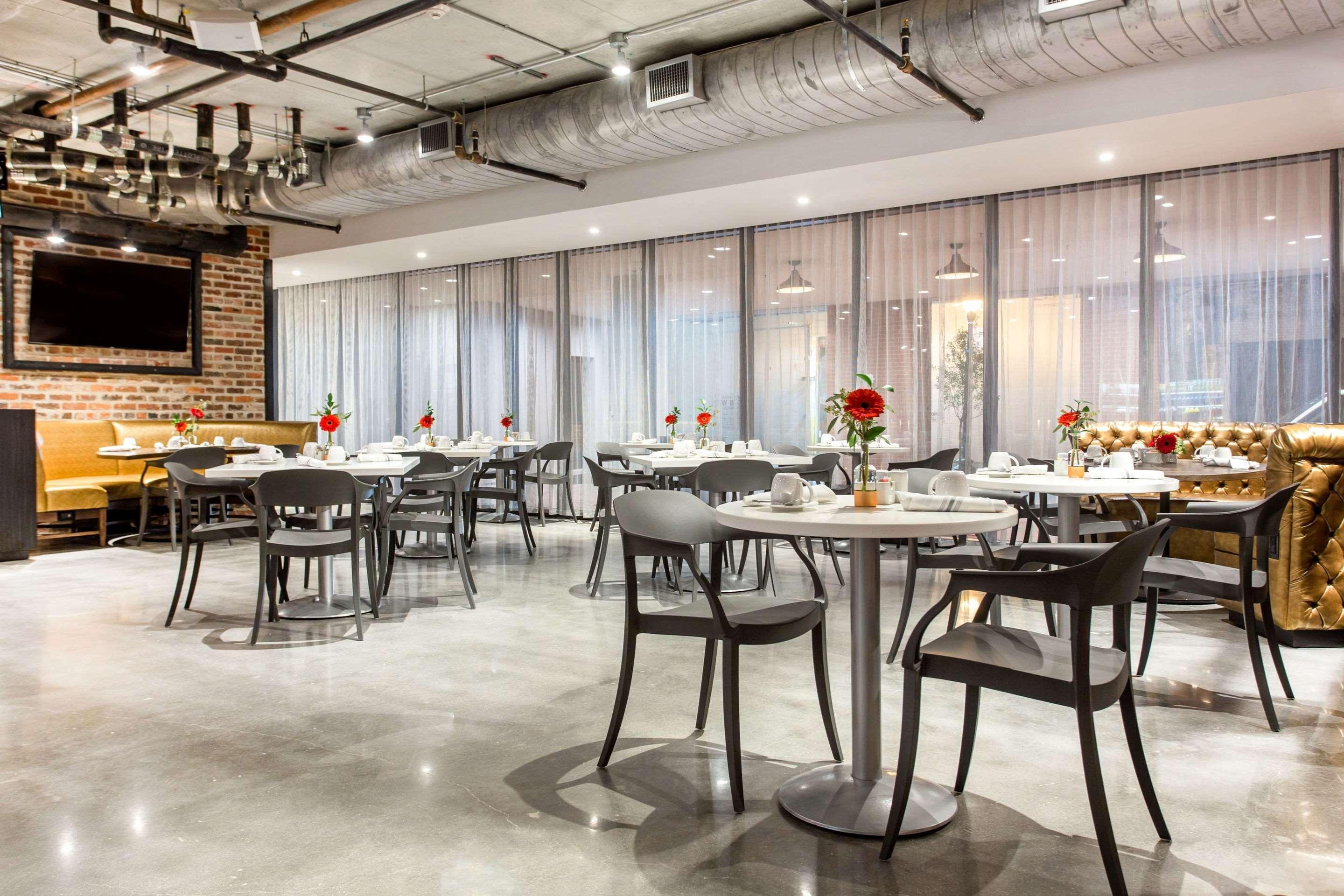 Cambria Hotel New Orleans Downtown Warehouse District Екстер'єр фото