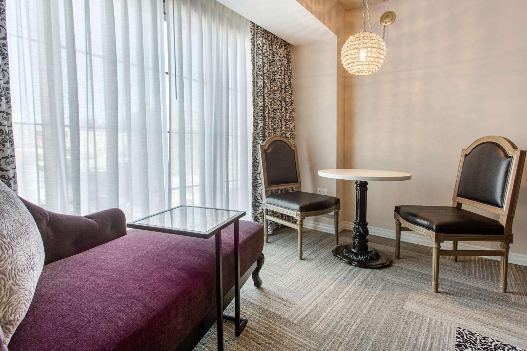 Cambria Hotel New Orleans Downtown Warehouse District Екстер'єр фото